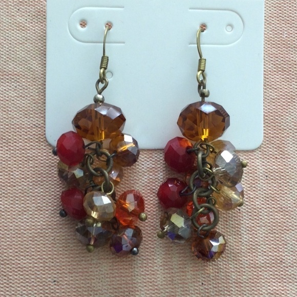 Woman’s Pierce Earrings multi color bead - Picture 1 of 4